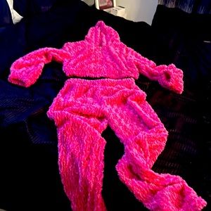2pc pink fuzzy outfit